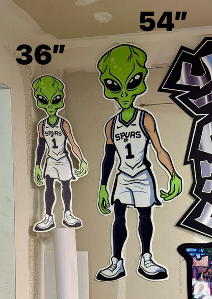 7’5” Alien Sign